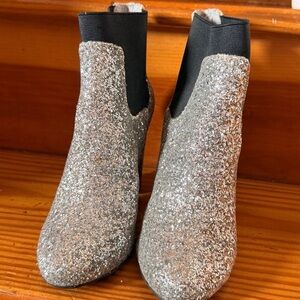 Sparkle Silver Women's Chelsea Booties - Glam Slip-On Ankle Boots